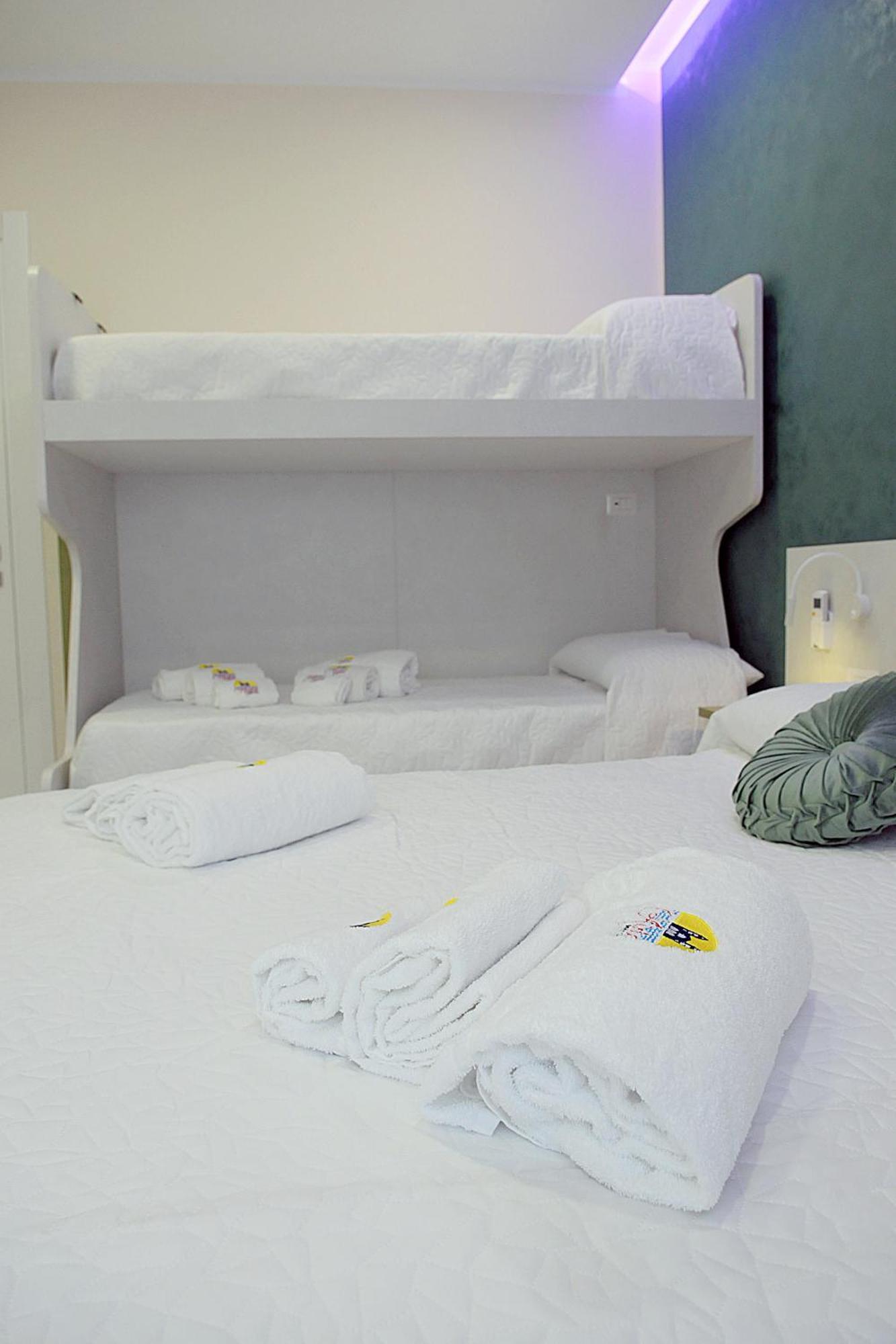 B&B Aida Rooms チェファル エクステリア 写真